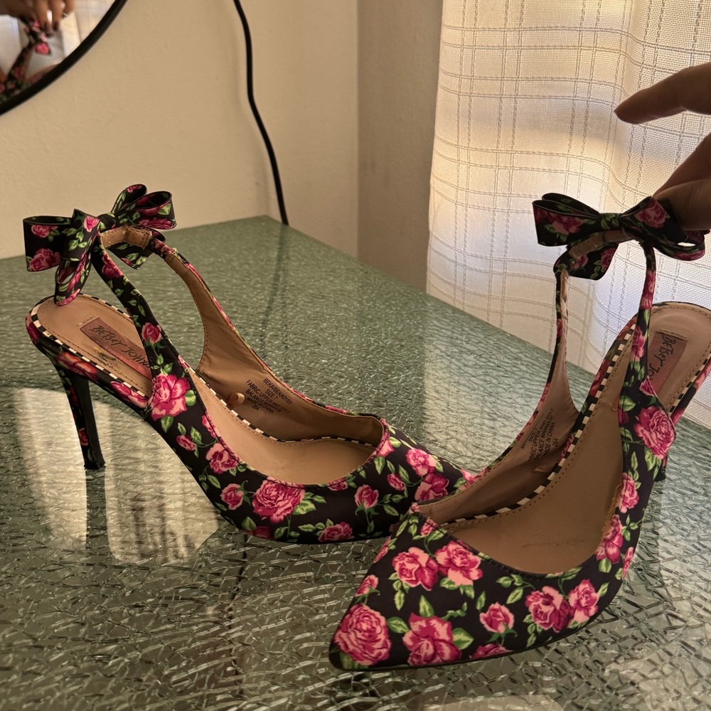 Betsey Johnson Heels with Bows 🎀